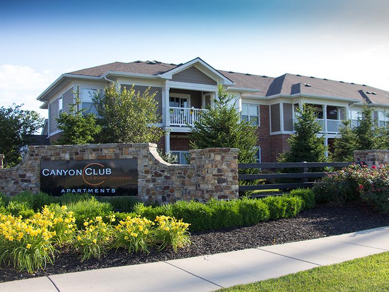Canyon Club at Perry Crossing Apartments in Plainfield, IN