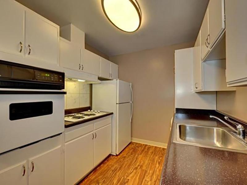 Kitchen | Woodside Place