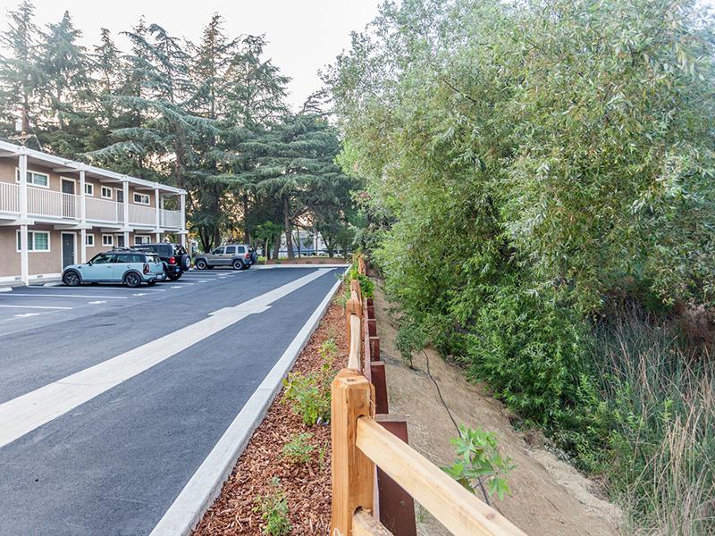 Parking Lot - Exterior - Sun Valley Apartments