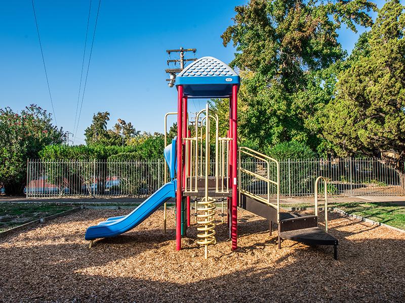 Playground | The Eleven Hundred Apartments in Sacramento