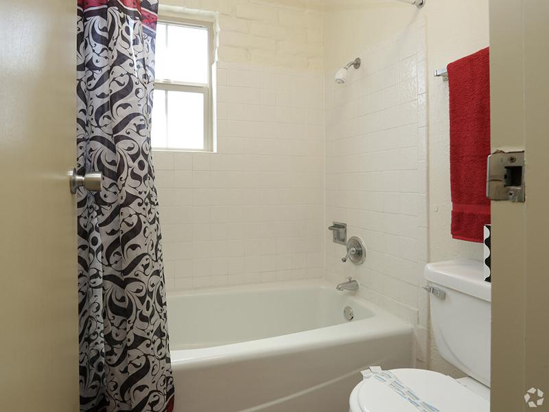 Bathroom | Kings Hill Apartments in El Paso