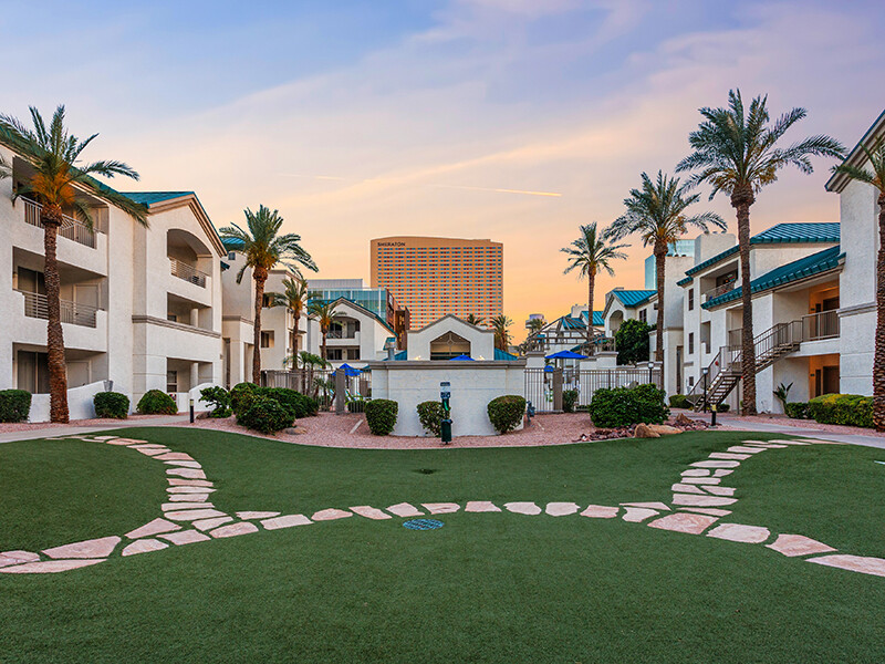 Exterior at Twilight | The Met at 3rd and Fillmore Apartments in Phoenix, AZ