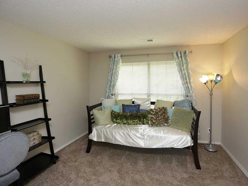 Bedroom - Three Fountains - Kansas City, MO