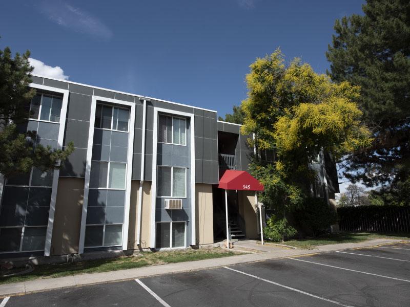 Building Exterior | Holladay on Ninth Apartments