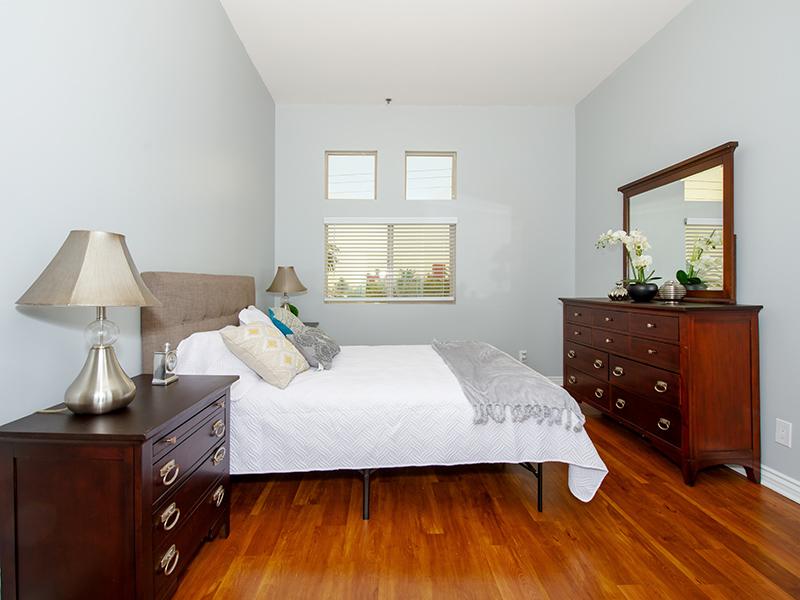 Model | Hollywood View Towers