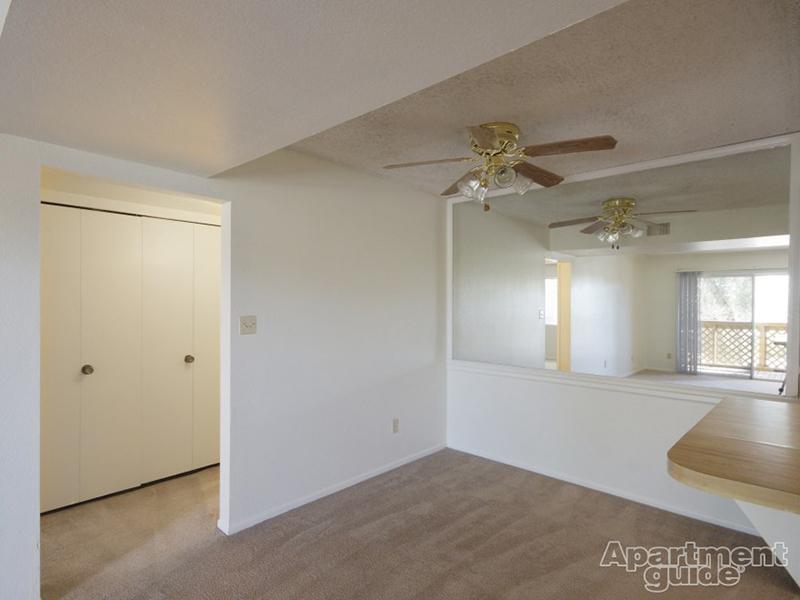 Dining Room | Garden Place