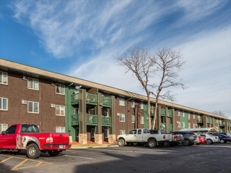 Exterior | Cherry Ridge Apartments