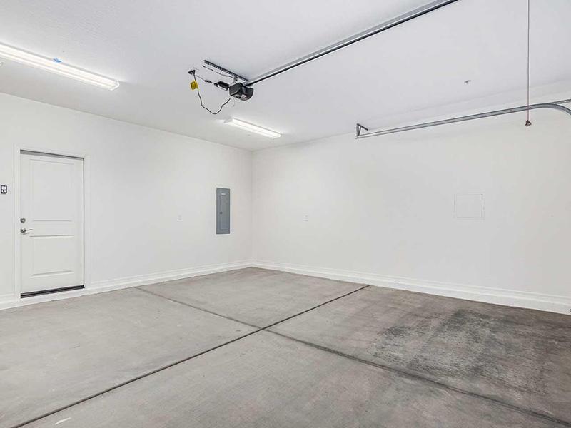 Garages | Ara Residences in Phoenix, AZ