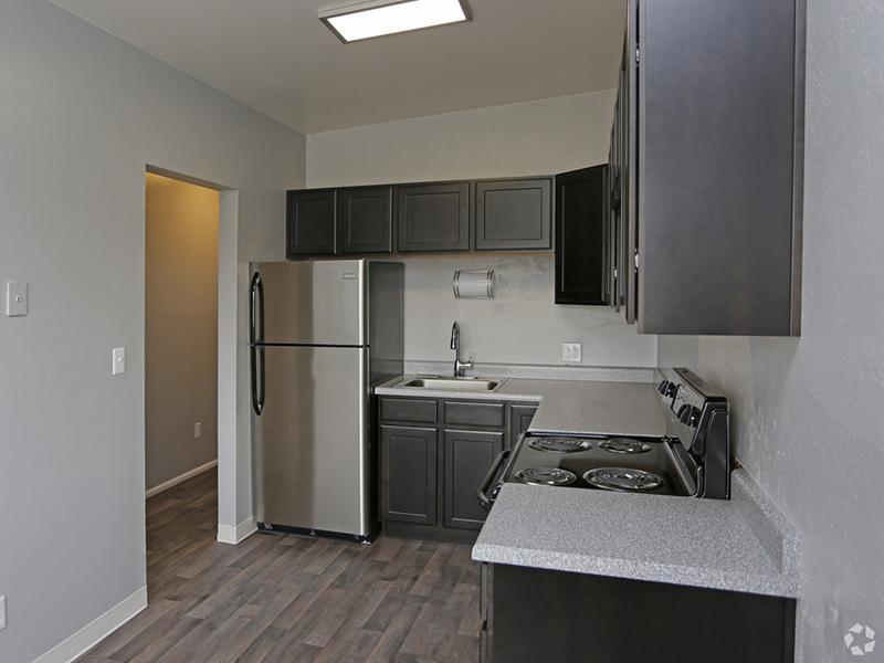 Kitchen | Park Central Apartments | Utah