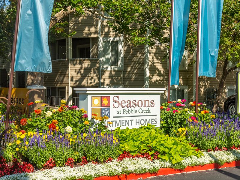 Welcome Sign | Seasons at Pebble Creek