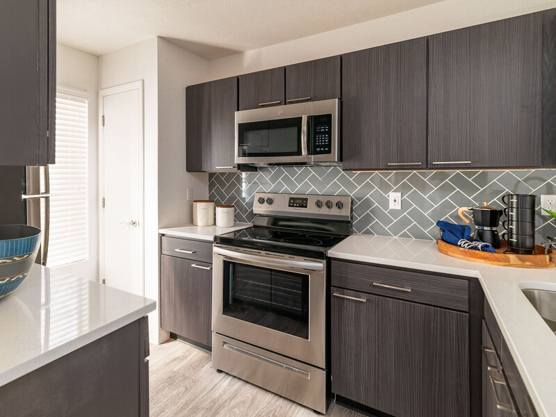 Kitchen | La Ventana Apartments in Albuquerque, NM