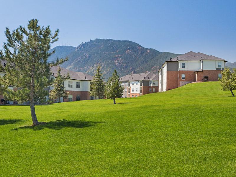 Beautiful Views | The Retreat at Cheyenne Mountain Apartments in Colorado Springs CO