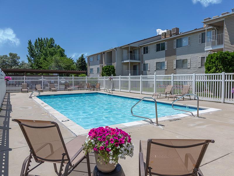 Murray Apts | Driftwood Park | UT | Pool