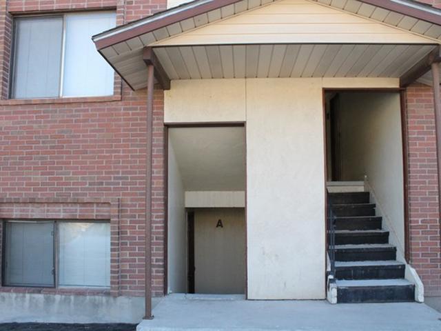 Entry | Twin Creek Apartments