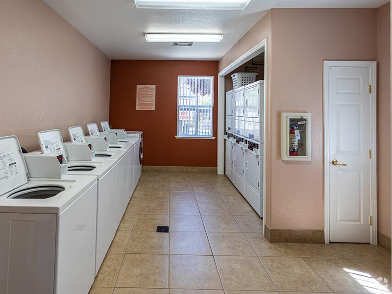 Laundry Facility | Crocker Oaks Apartments in Roseville, CA
