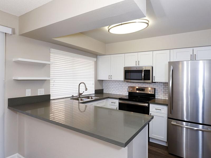 Apartments in Santa Ana, CA