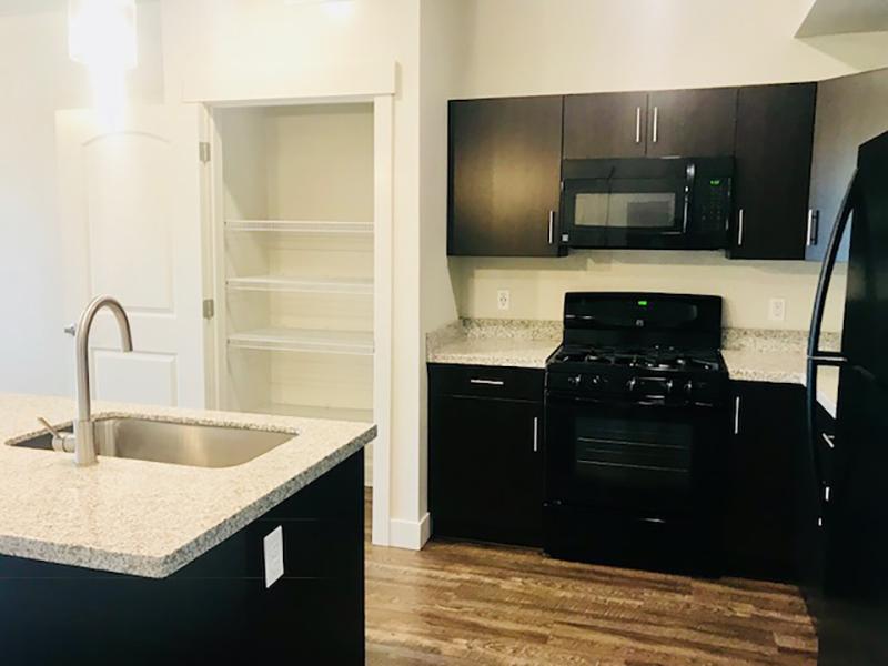Kitchen | Legacy Ridge Apartments