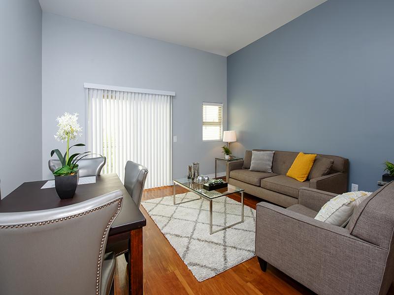 Living Room | Hollywood View Towers