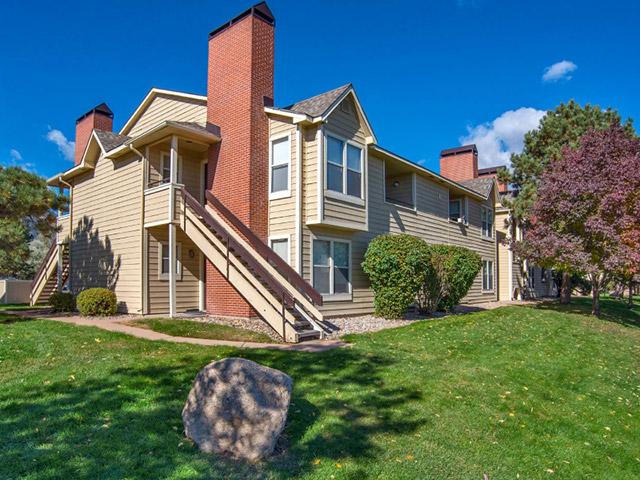 Cheyenne Crossing Apartments in Colorado Springs