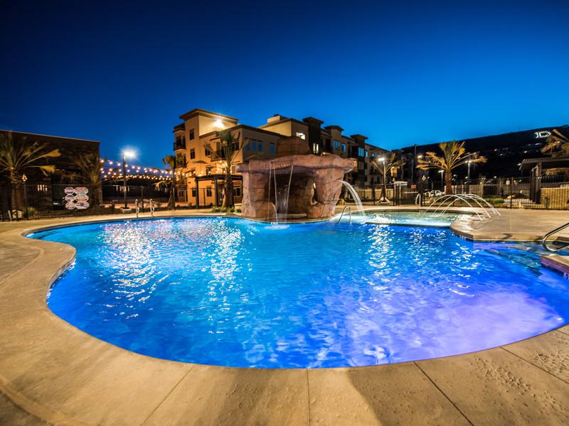 Swimming Pool | Joule Plaza