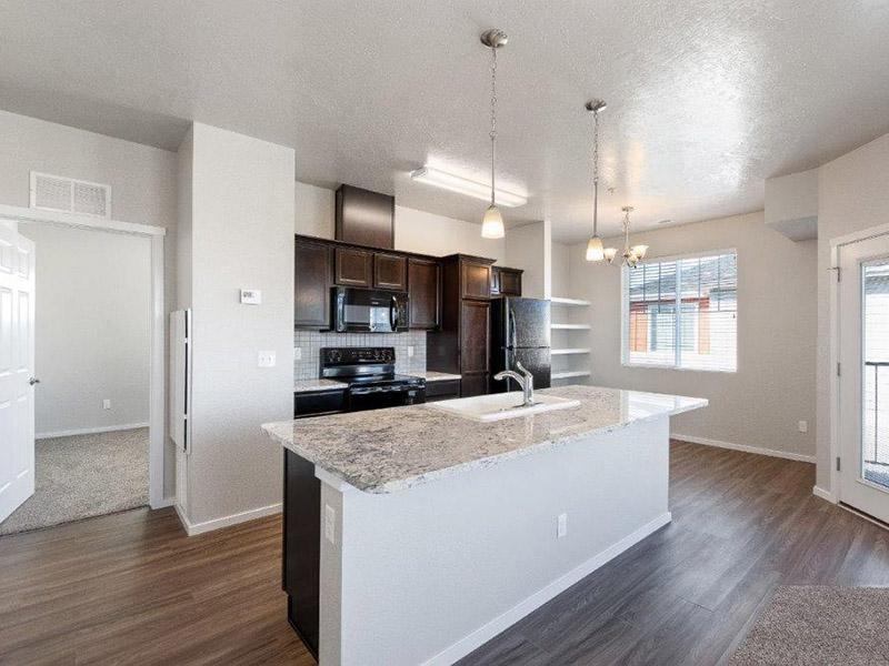 crimson point apartments in kuna id 83634 market apartments
