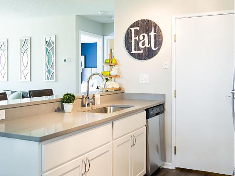 Kitchen | The Arbors at Brookdale Apartments in Naperville,