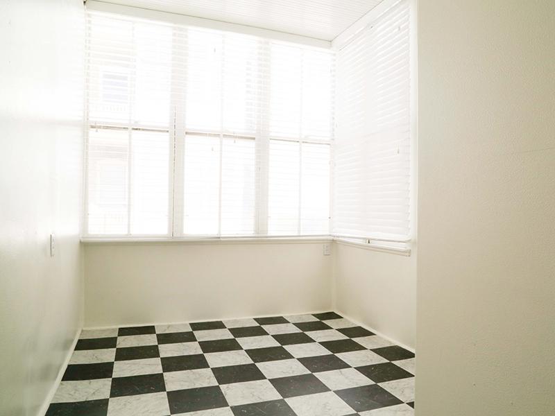 Room | Kensington