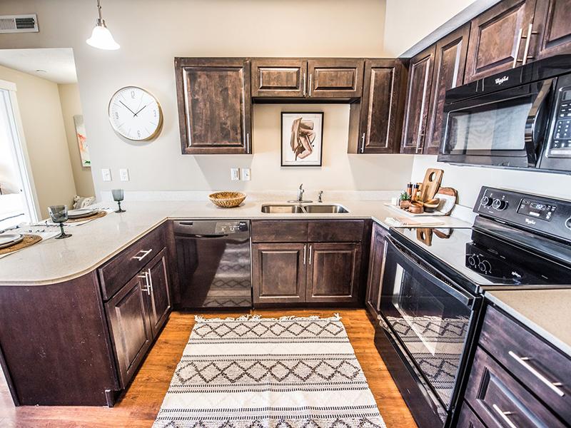 Fully Equipped Kitchen | The Cove at Overlake