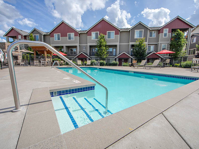 Sparkling Pool | The Outlook Apartments in Graham, WA