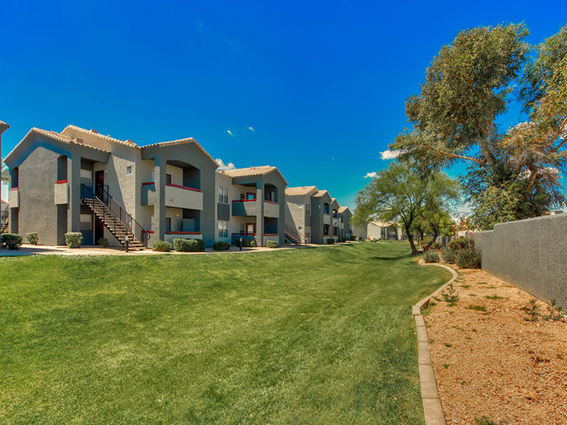 Grounds | Portola on Bell
