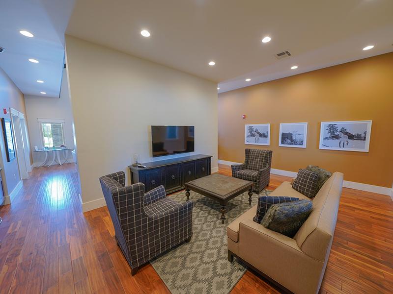 Lobby | Remington Apartments in Helena, MT
