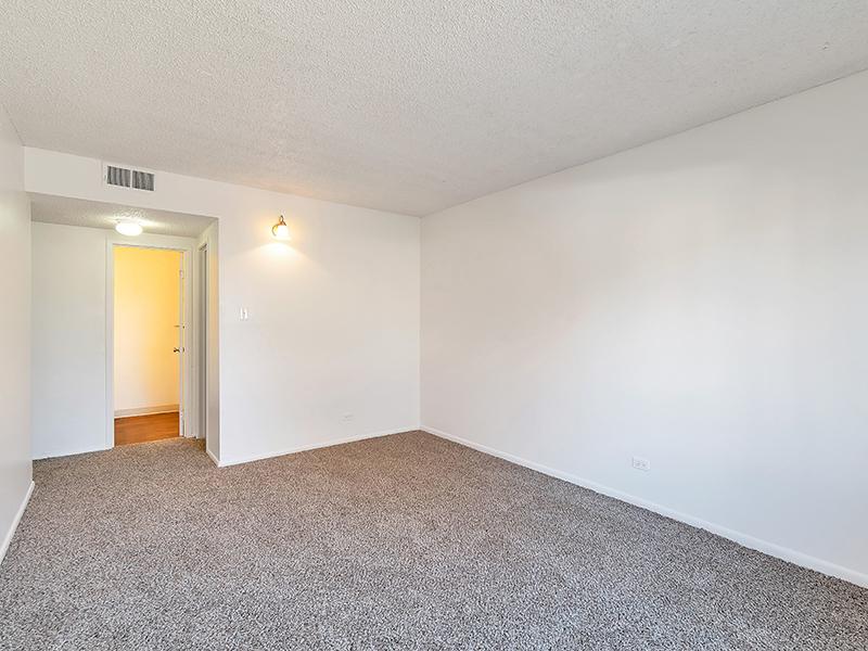 Room | Falcon Run Apartments