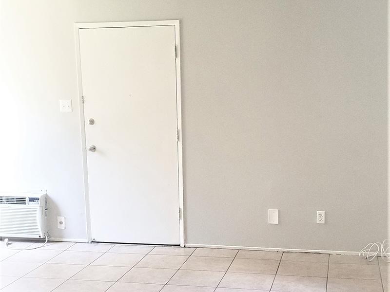 Entry | Anaheim Cottages in CA