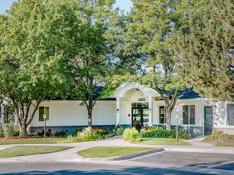 Clubhouse Entry | Kallisto at Bear Creek Apartments in Lakewood, CO