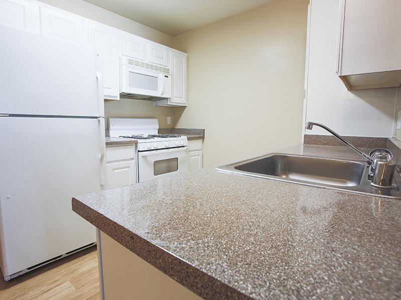 Kitchen | Silver Creek Apartments