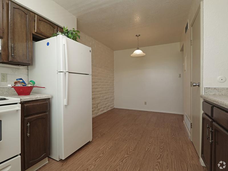 Kitchen | Kings Hill Apartments in El Paso