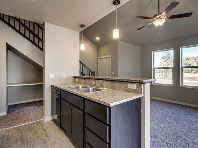 Kitchen & Living Room | Stonesthrow Meridian Apartments 