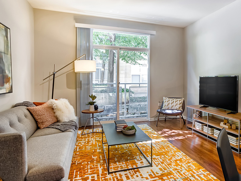 Living Room | The Reserve Apartments in Evanston, IL