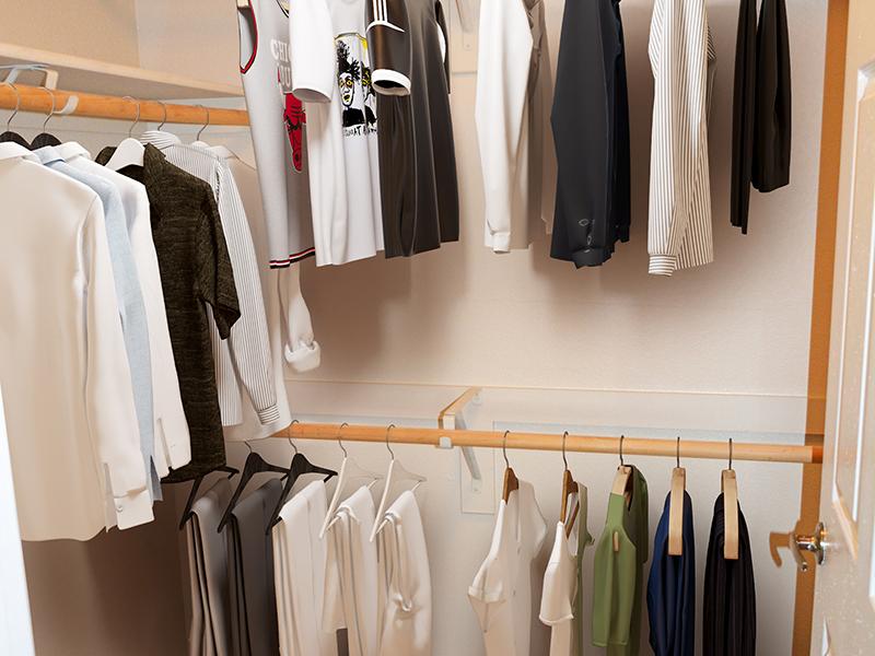 Closet | Lindsay Palms Apartments