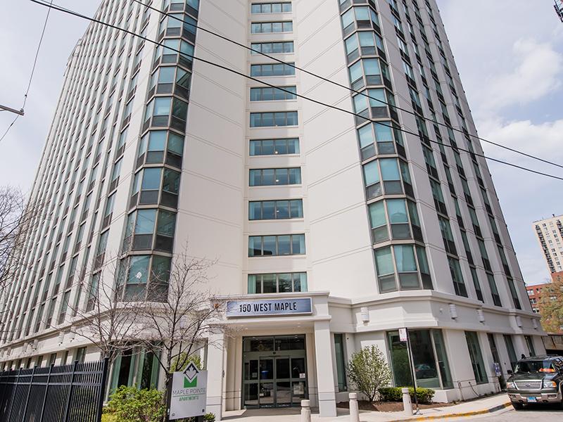 Building | Maple Pointe