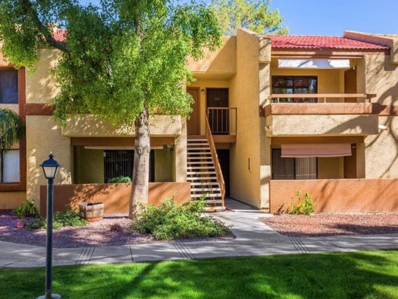 Apartment Building | Sun Wood Senior Apartments in Peoria, AZ