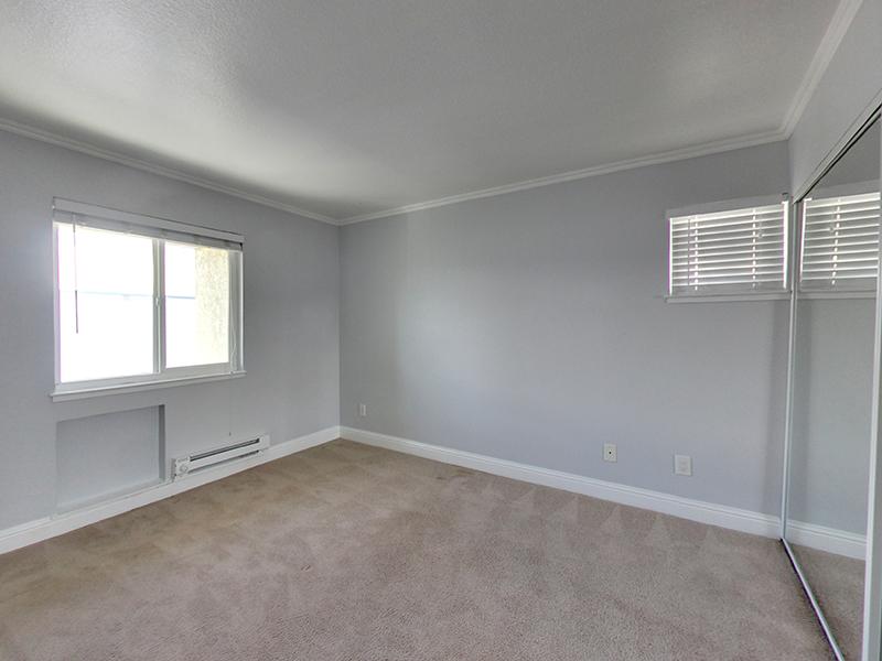 Interior | Hampshire Apartments in Redwood City, CA