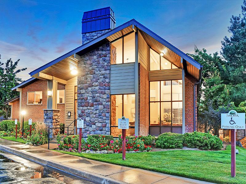 Club House Exterior | Fox Creek Apartments