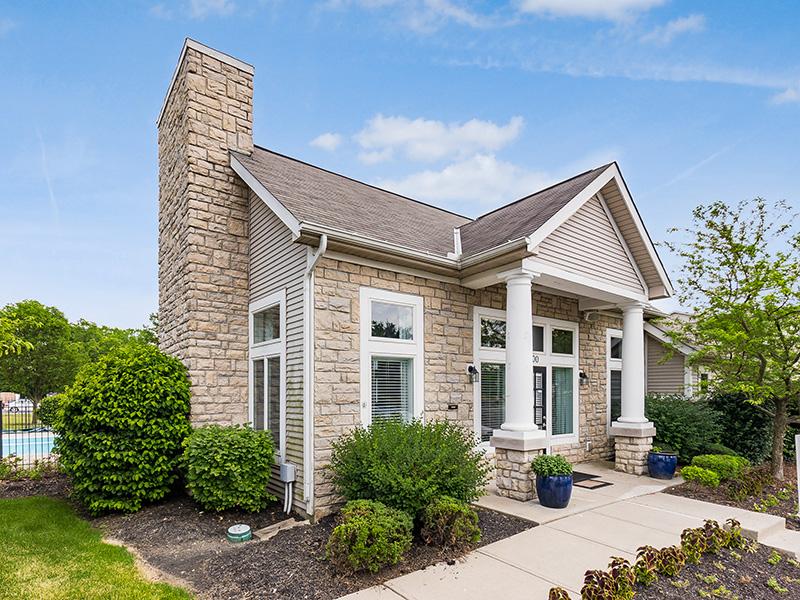 Clubhouse Exterior | Sawmill Crossing