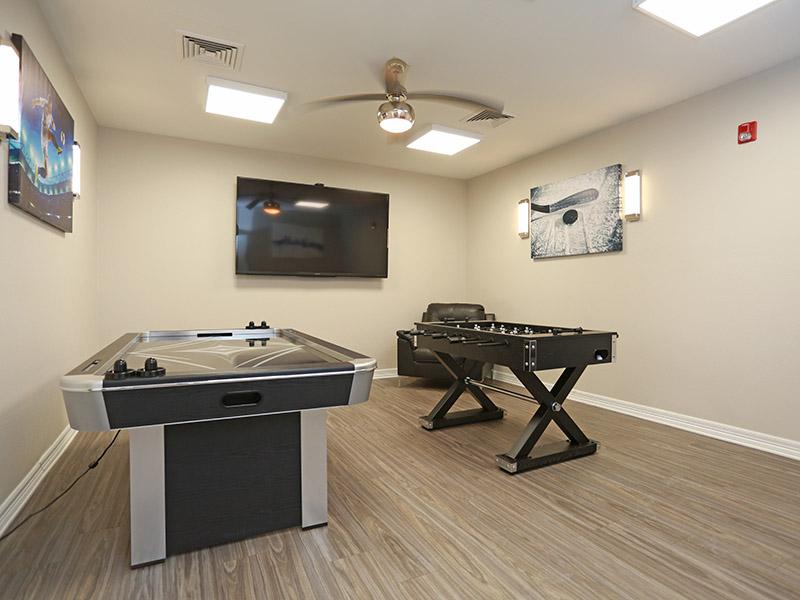 Game Room | Elevate at Red Rocks Apartments in Lakewood, CO