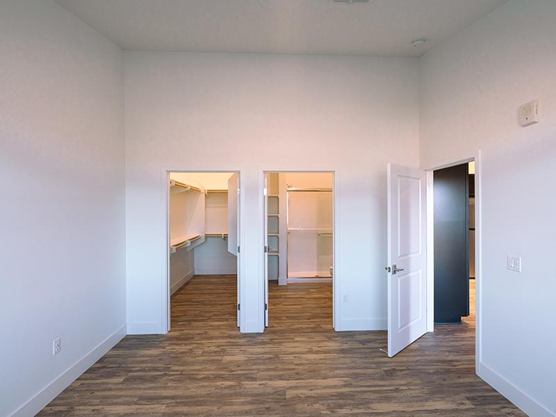 Large Bedrooms | Vela Santee