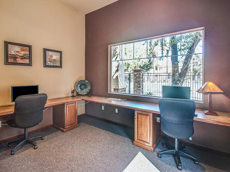 Business Center | Remington Ranch