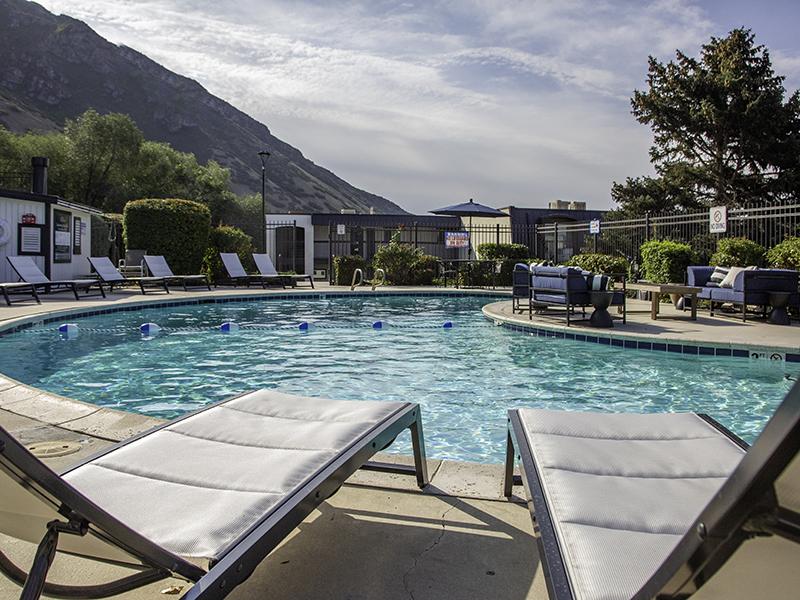 Swimming Pool | Lookout Pointe Apartments in Provo, UT