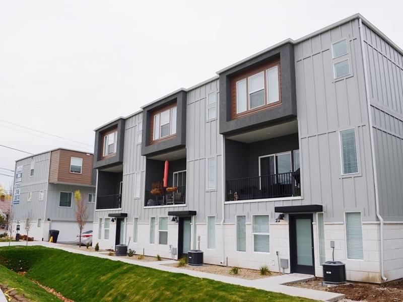 Grounds | The Lofts at Fort Union