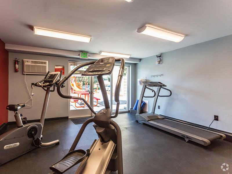 Gym | Franklin Flats in Greenly, CO